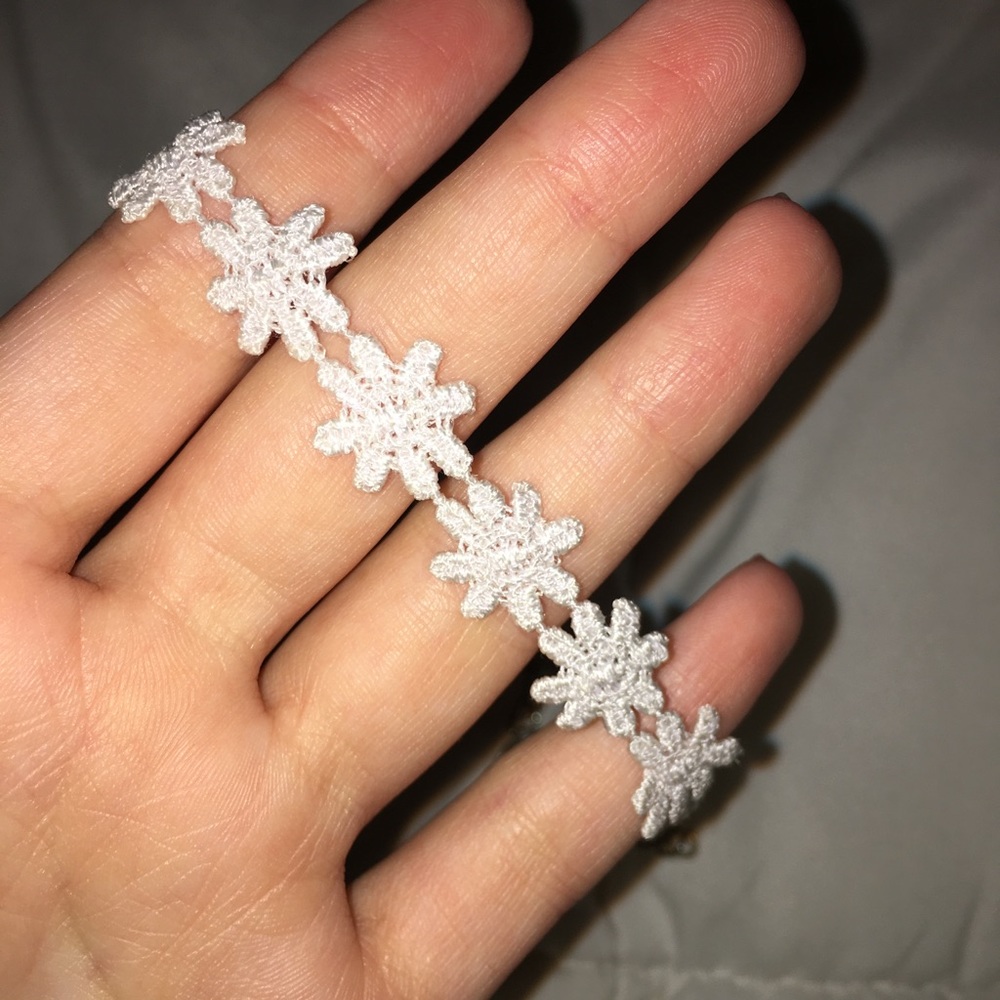 Daisy chain choker